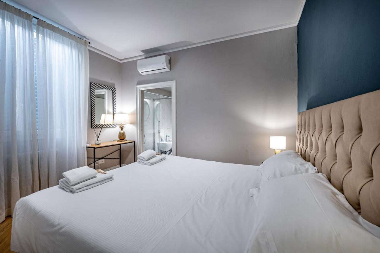 Hs4U Ricasoli Luxury Apartment Near Duomo N. 3 Florenţa Exterior foto