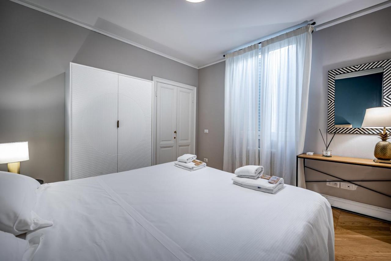 Hs4U Ricasoli Luxury Apartment Near Duomo N. 3 Florenţa Exterior foto