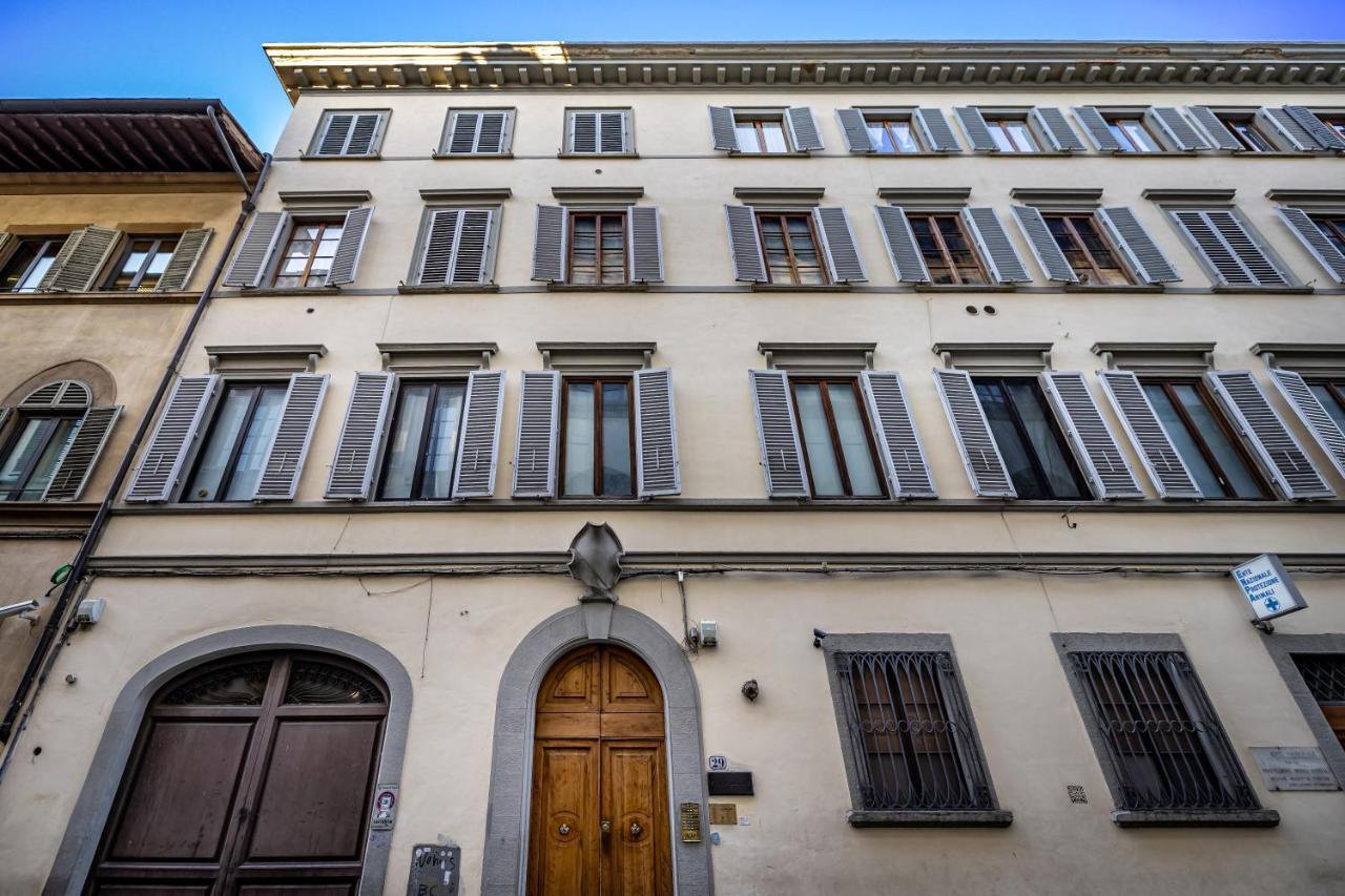 Hs4U Ricasoli Luxury Apartment Near Duomo N. 3 Florenţa Exterior foto