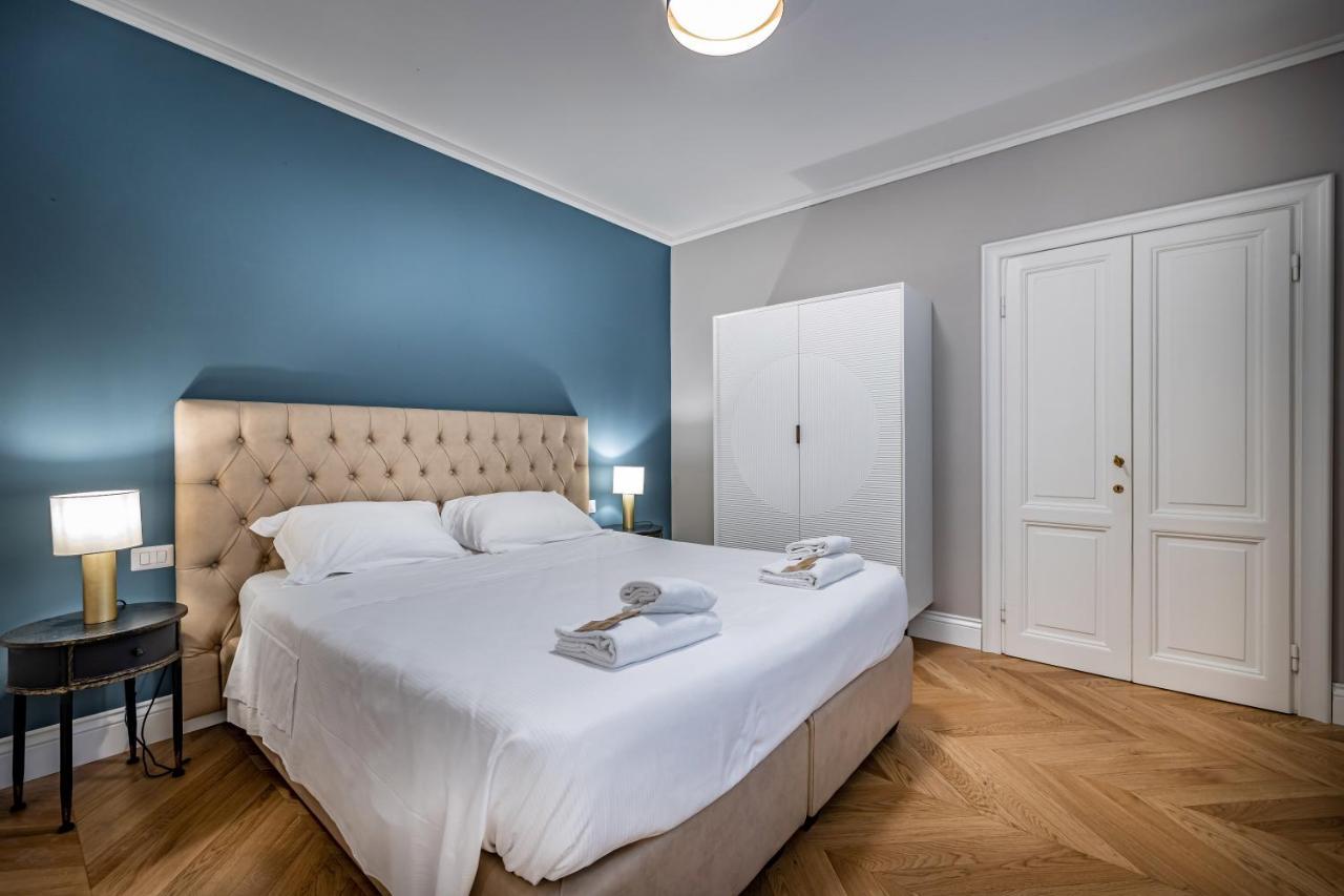 Hs4U Ricasoli Luxury Apartment Near Duomo N. 3 Florenţa Exterior foto